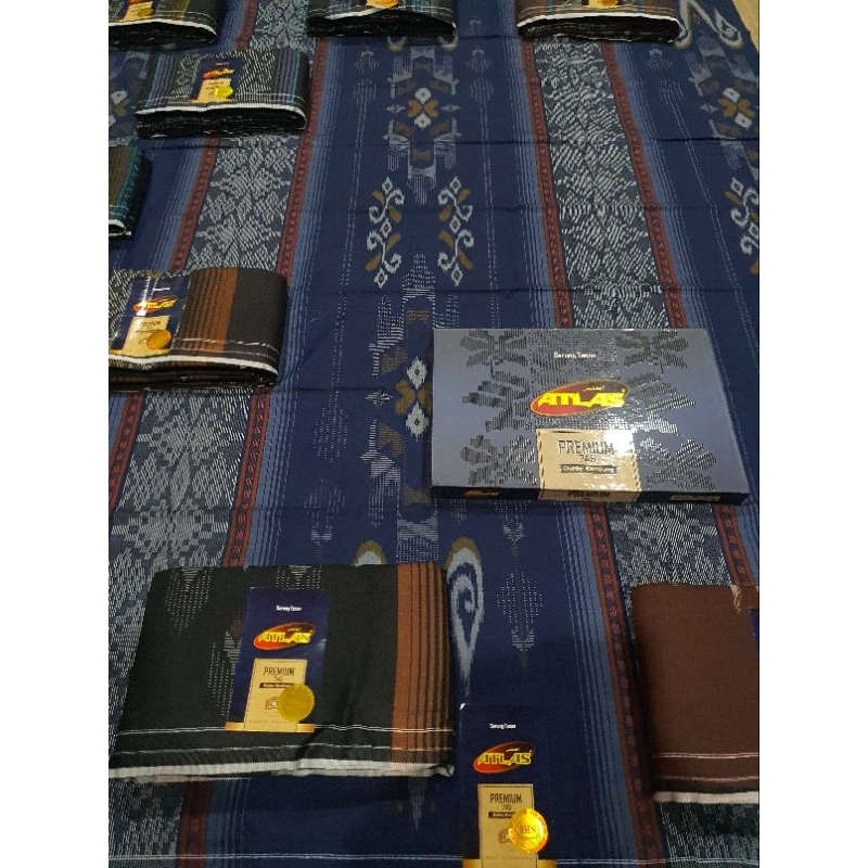 SARUNG ATLAS PREMIUM 745 DOBBY KEMBANG