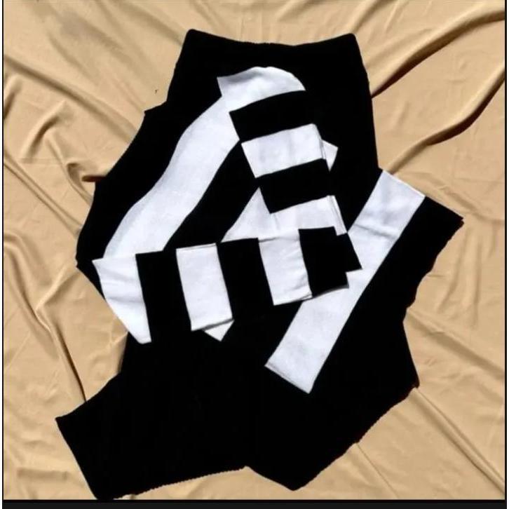 RB1 SETELAN RAJUT KEKINIAN/SETELAN WANITA//KEKINIAN