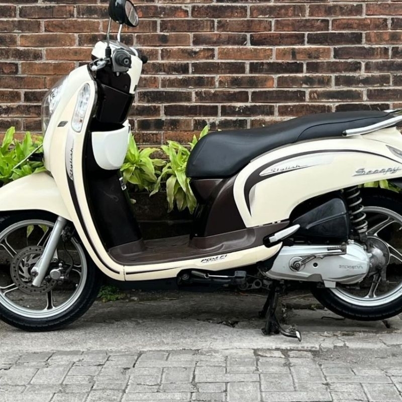 Striping lis sticker standar ORI honda Scoopy stylish 2013 putih cream stiker Scoopy stylish cream 2