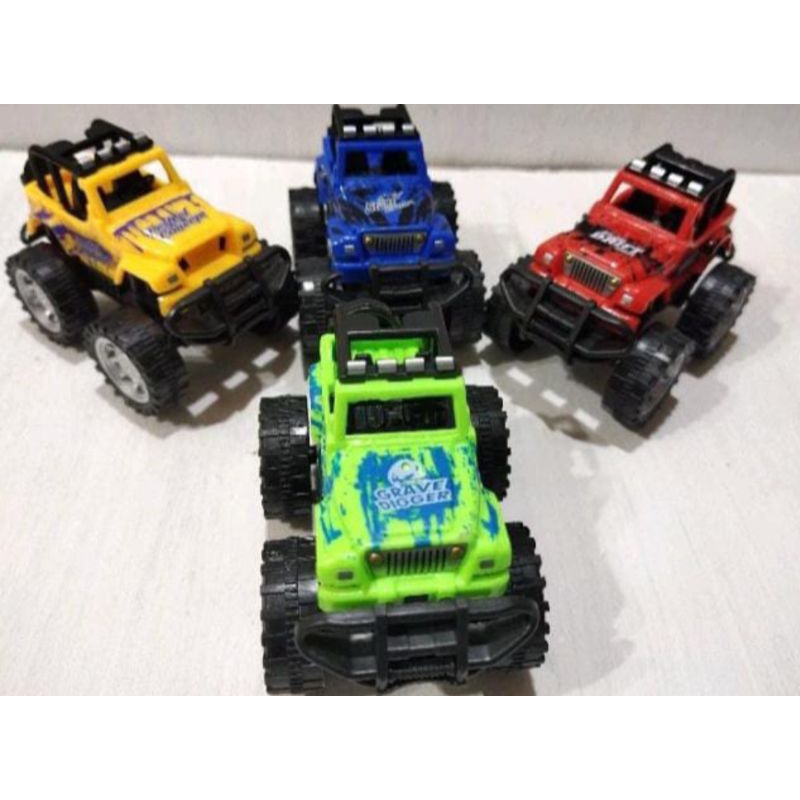 mainan mobil kecil