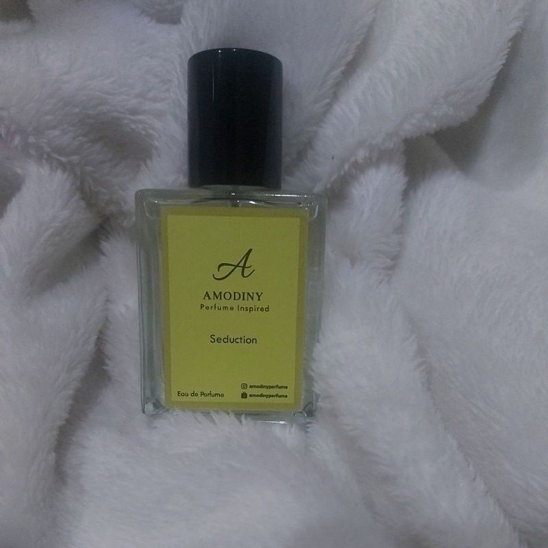 Seduction Scandalous Victoria Secret inspired perfume