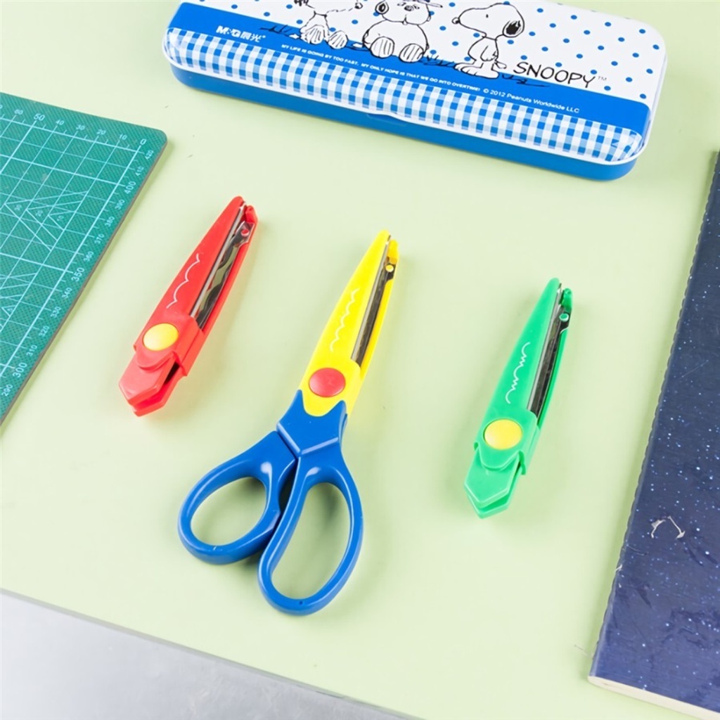 

Gunting Kertas Anak M&G Kids Creative Craft Scissors 3 In 1 ASS91446 Original