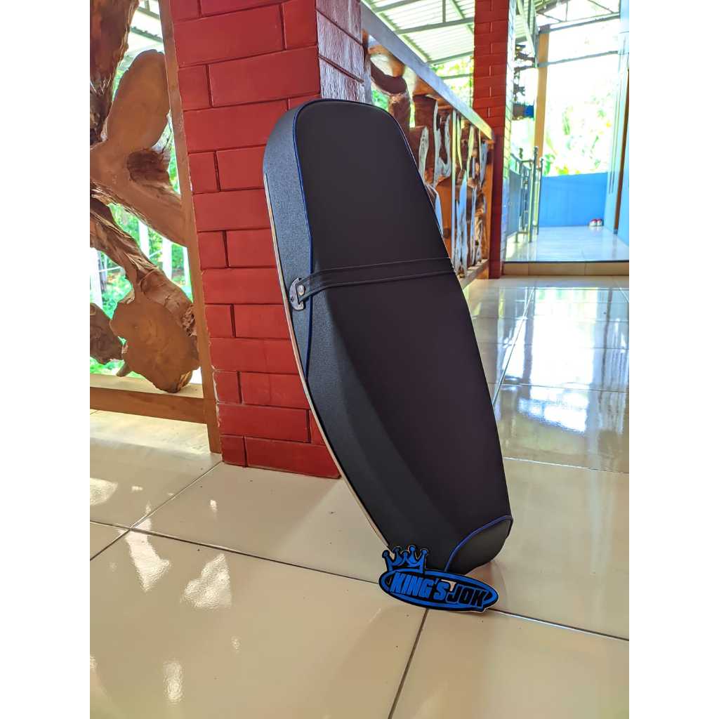 Jok Honda Astrea Grand model coak paha kulit amplas variasi lis warna-jok honda grand bulus