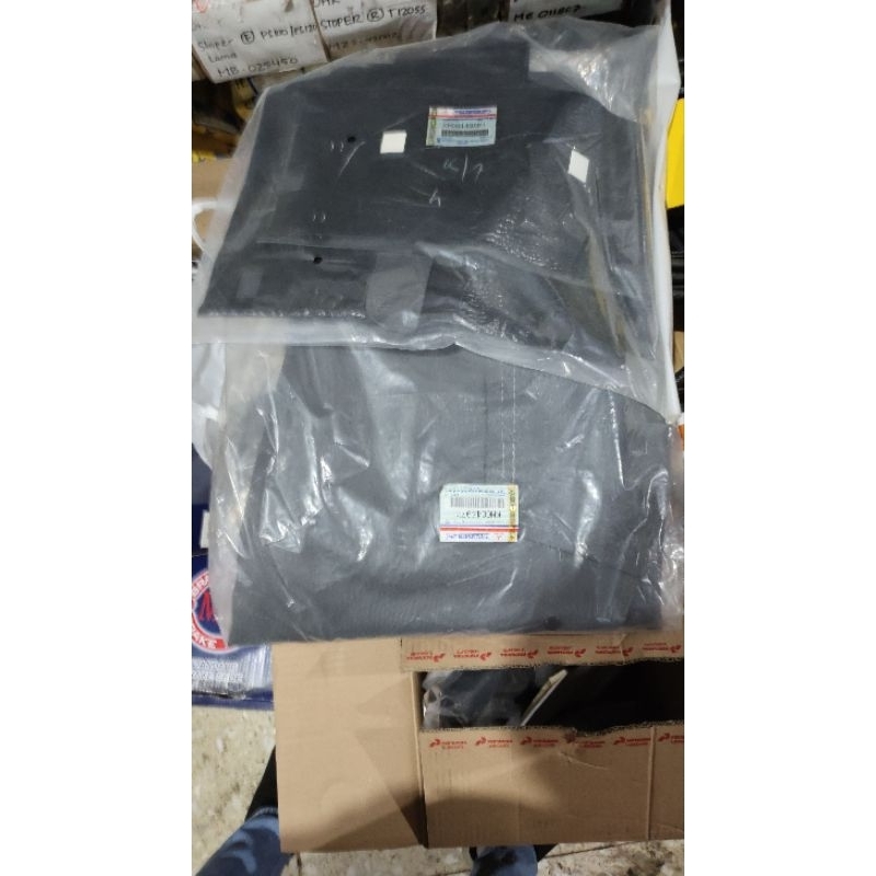 2 buah karpet dasar canter ps25 ps110 ori abu atas dan bawah