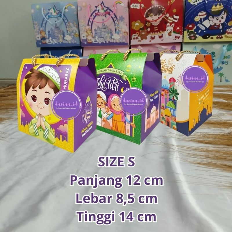 

Tas Snack Ramadhan, Hampers Ramadhan, Hampers idul fitri, paper bag idul fitri