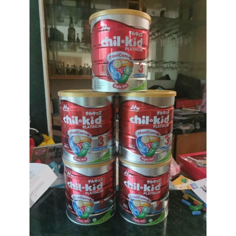 Kaleng susu bekas Morinaga Platinum