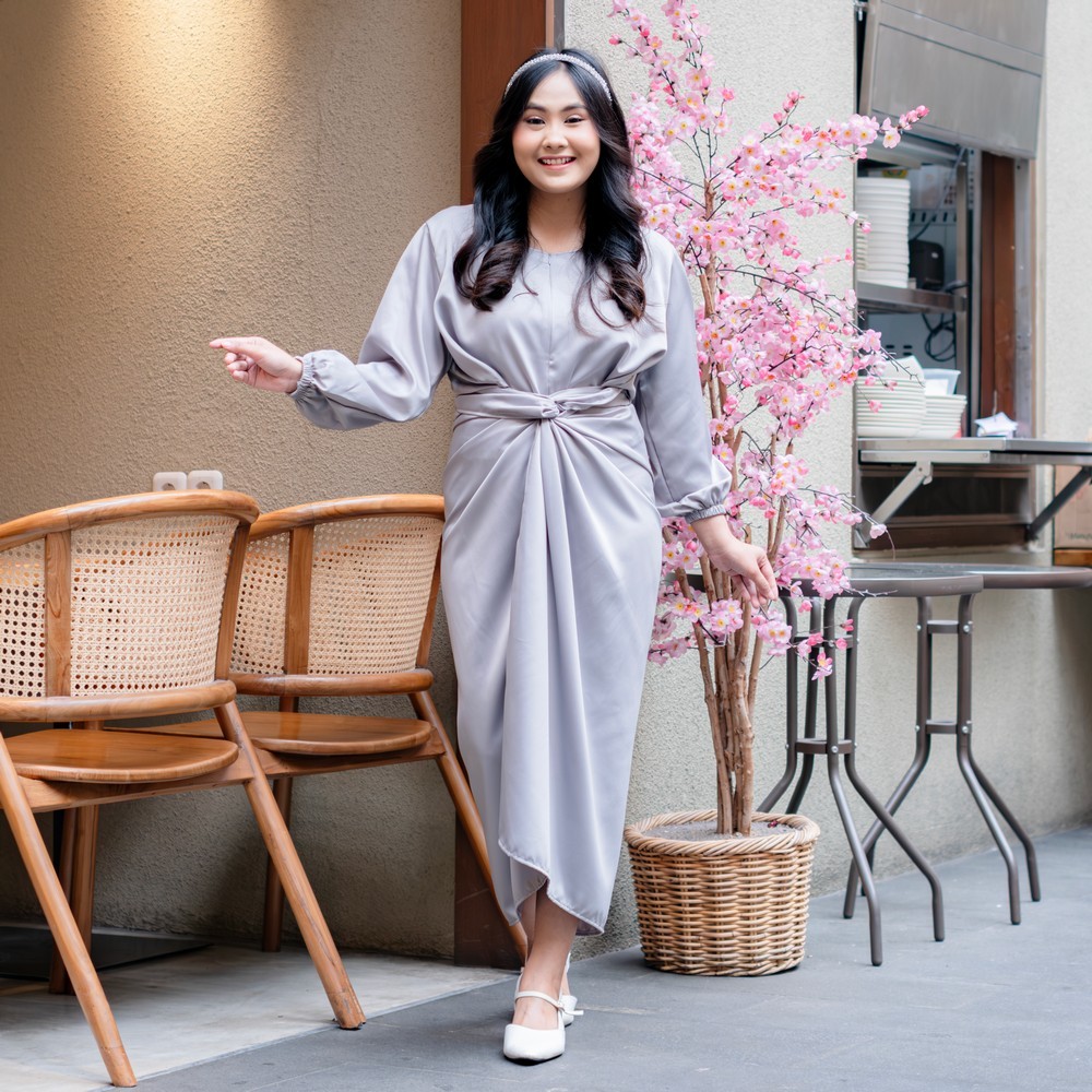 Yoenik Apparel Jia Wrap Dress - Dress Lilit - Dress Tali Maxi - Dress Satin Lebaran - Baju Kondangan