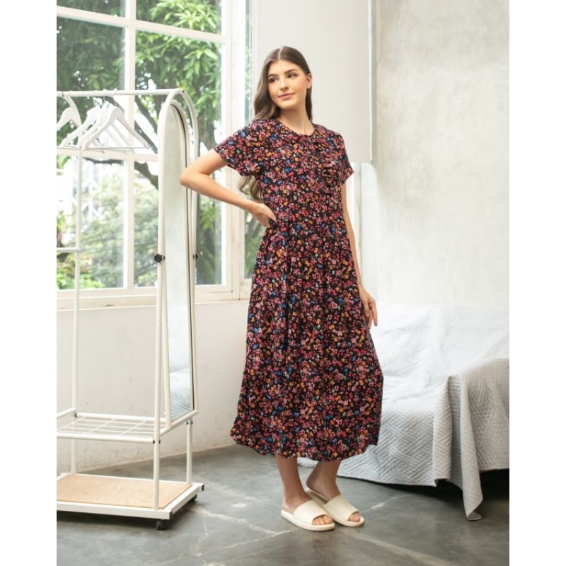 Daster Khalif's|Khalifs sleepwear|Model Emily