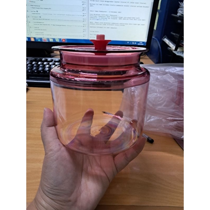 Toples Counterpart Red 900ml - Malaysia