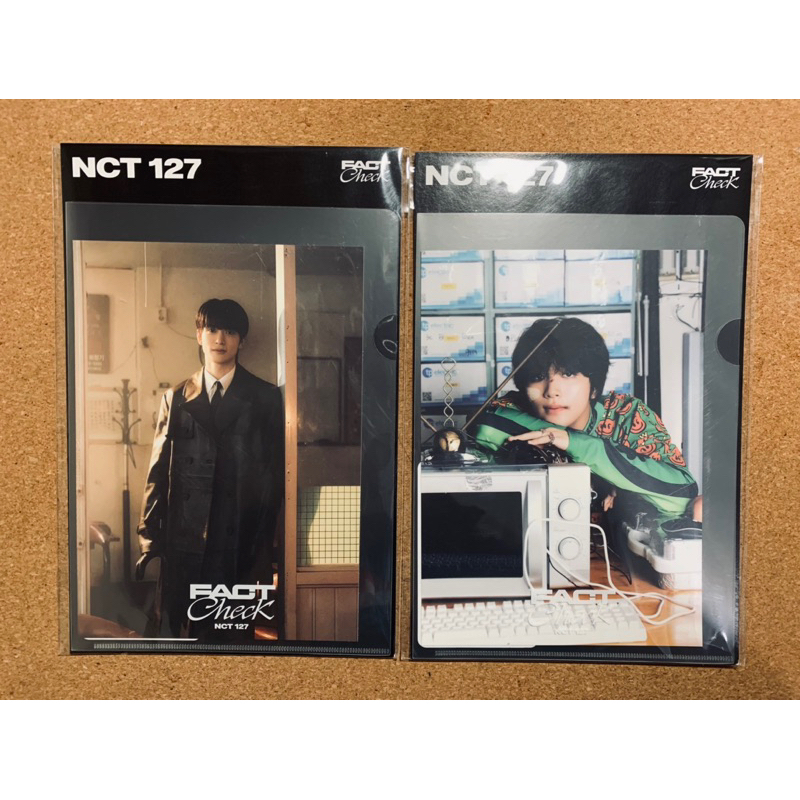 NCT 127 ‘Fact Check’ Postcard + Hologram Photocard Set