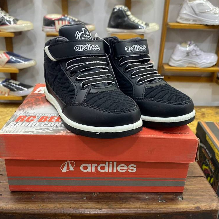 Ardiles Sepatu Sekolah Anak Laki Laki SD SMP