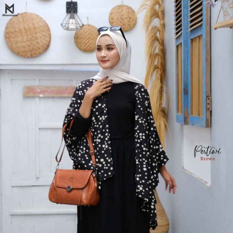 Pertiwi Bag by Moonzaya