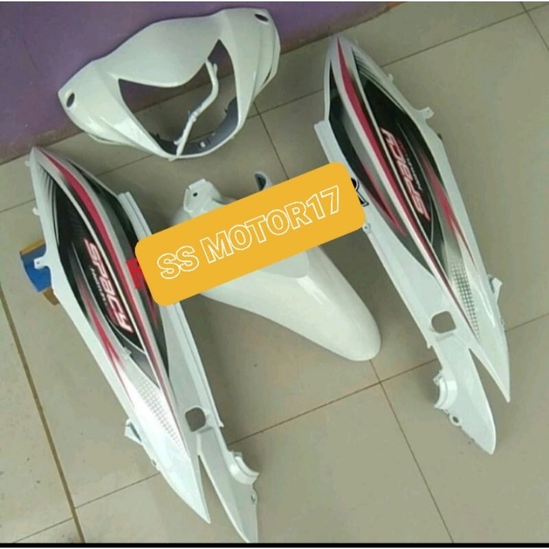 COVER BODY HALUS SPACY STRIPING PUTIH