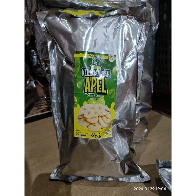 

keripik buah aneka varian kemasan 500 gram