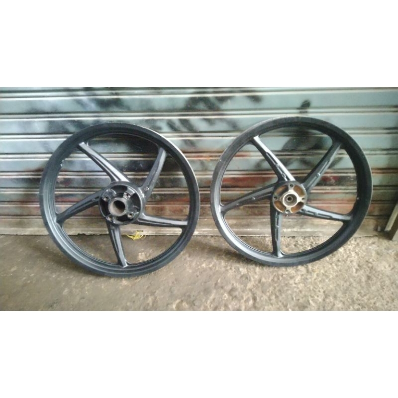 resing supra x 125 dd/velg racing supra doubel disc