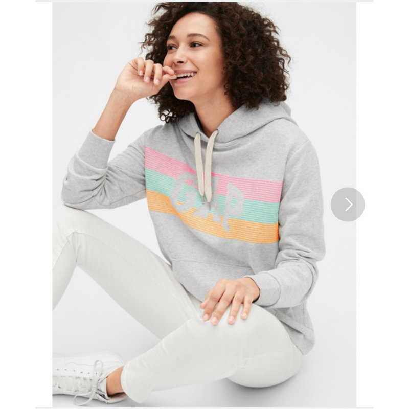 GAP pullover hoodie 100% Original (used)