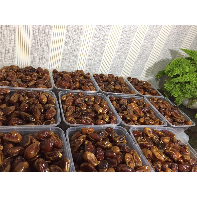 

kurma khalas 1 kg