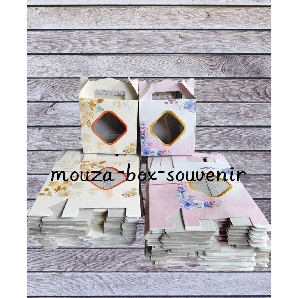 

ISI 50PCS BOX MANGKOK BOLA TENTENG MOTIF CANTIK TERMURAH