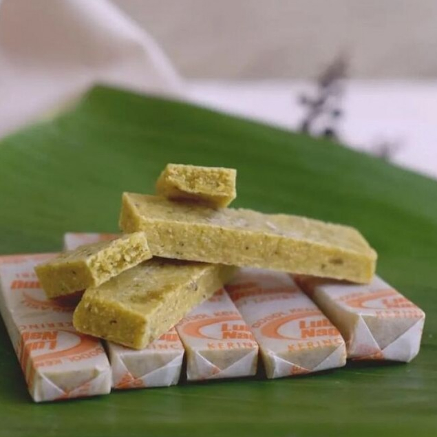 

DODOL KENTANG ASLI 175 G PUTRI PANCURAN TUJUH