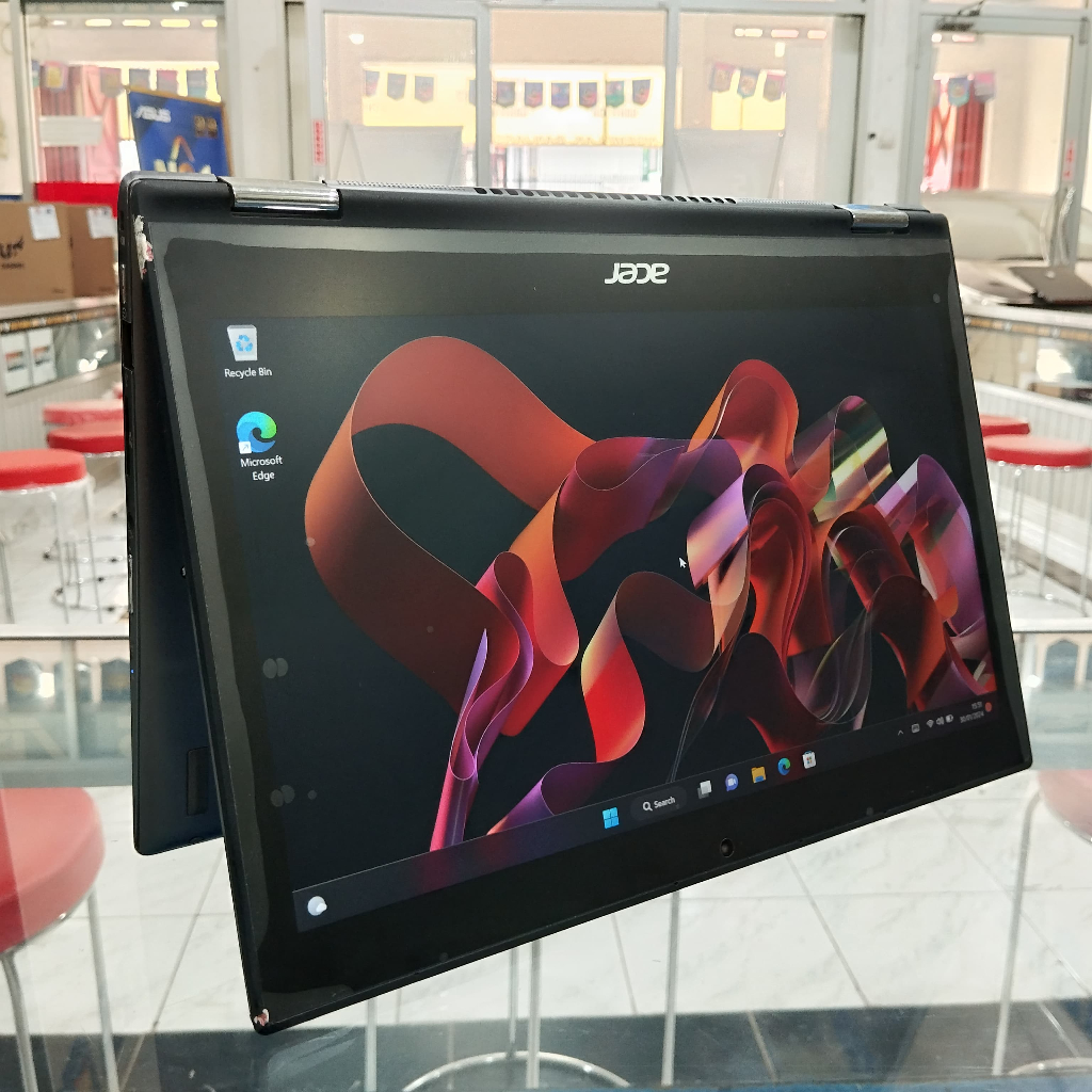Laptop Convertible Acer Spin 5 Core i5 gen 8 RAM 8GB SSD 256GB 13.3" IPS FHD Touchscreen 360 Keyboar