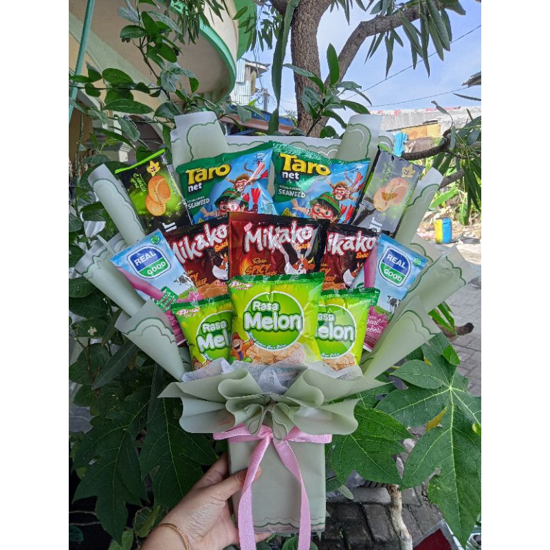 

Buket Snack | Buket Jajan | Buket Wisuda Birthday Hadiah