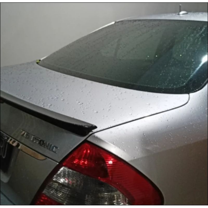 Trung spoiler/ Ducktail mercy W211 model AMG