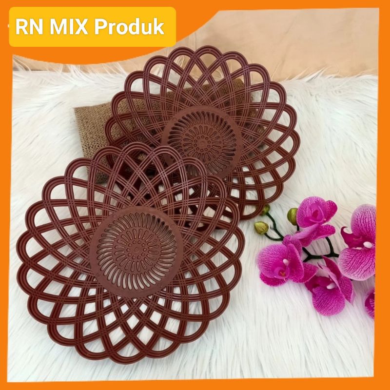 Piring plastik motif rotan Piring plastik 1 lusin