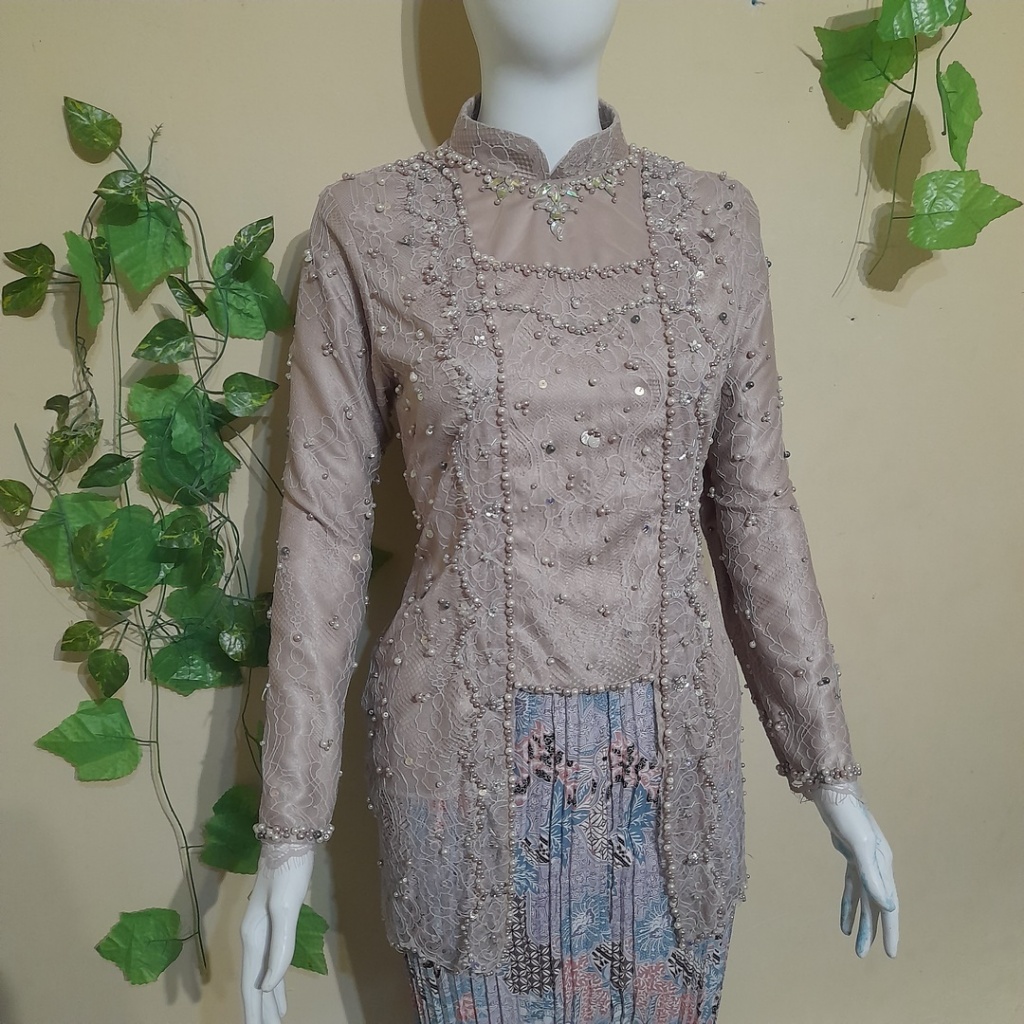 kebaya wisuda | kebaya lamaran modern | jahit kebaya atasan | atasan kebaya