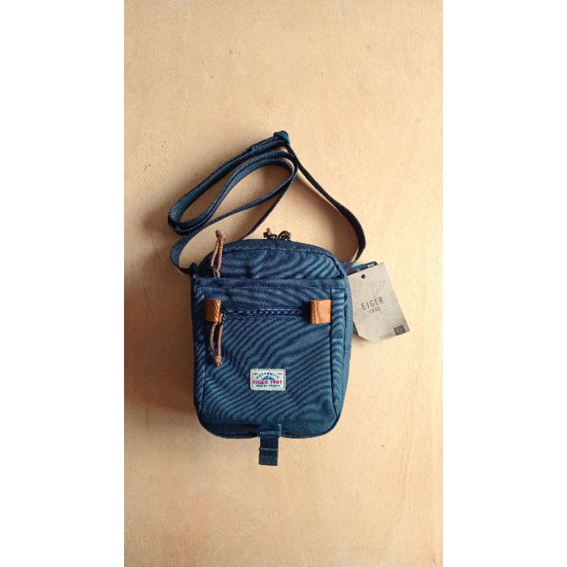 Tas Selempang Eiger ( Eiger Portege Vertical Pouch 1A Navy )