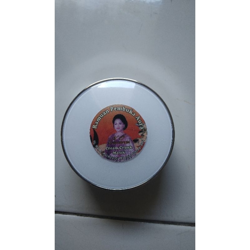 CEPUK MANIK NYOLOWEDI ORI | ALASBEDAK WAJAH | CREAM PENUTUP NODA HITAM | |CREAM PENGILANG FLEK DAN J