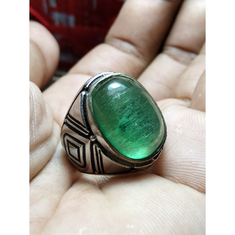 batu cincin Jamrud Kalimantan