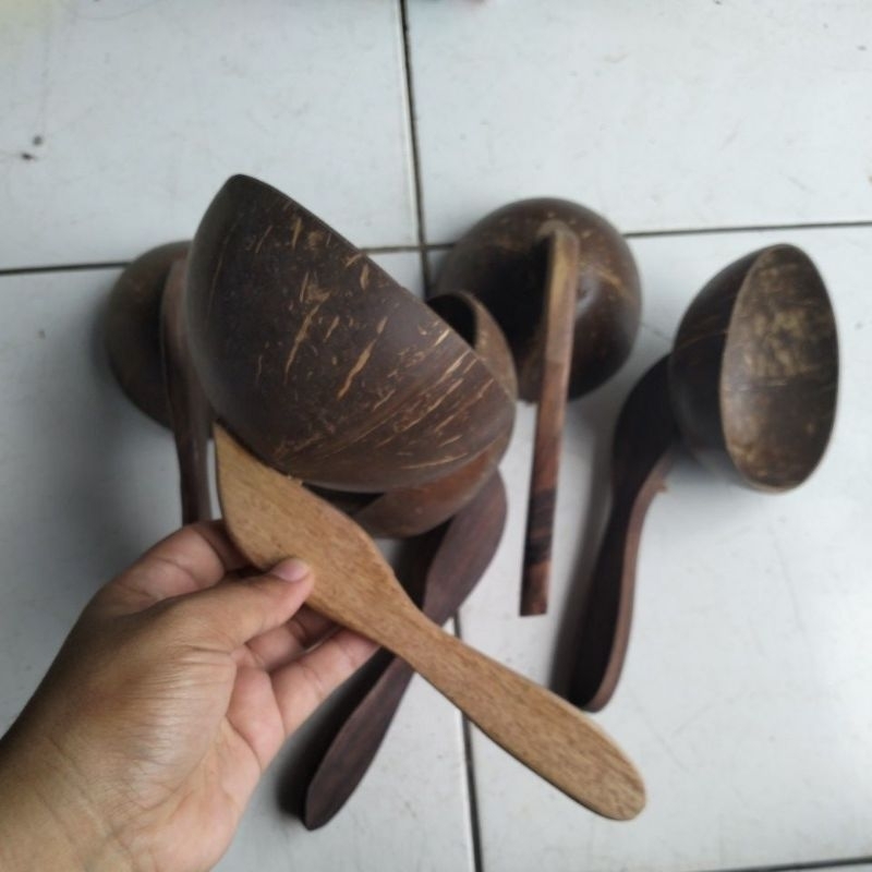 centong nasi batok kelapa/irus nasi