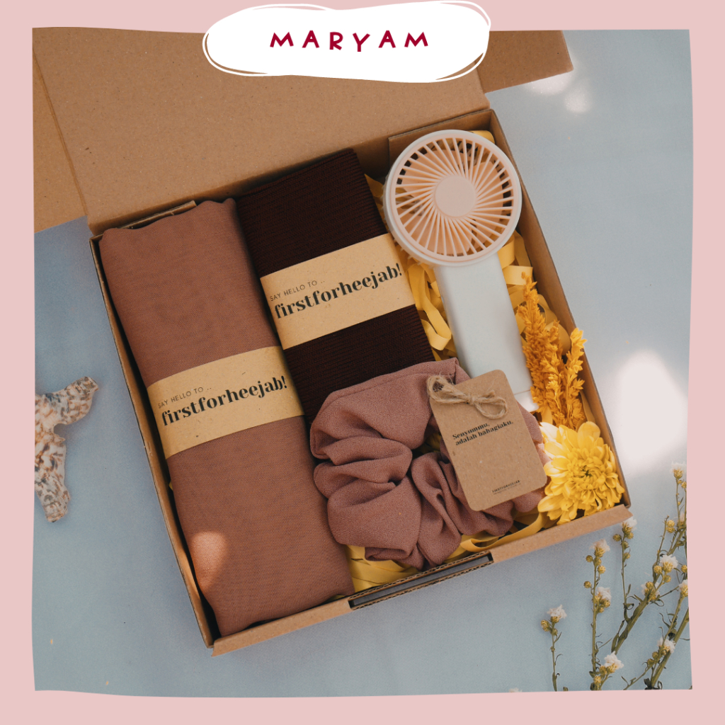 

(MARYAM) Hampers Hijab Aesthetic | Exclusive Gift Box Kado Murah Birthday Wisuda Lebaran Anniversary