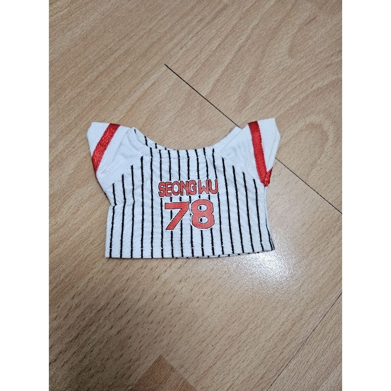 Ong Seongwu Jersey costume for 20cm doll clothes from masternim china (DOLL NOT INCLUDE) (NEW)
