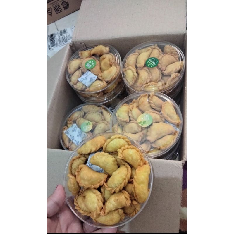 

Spesial Pastel Mini Jajanan Lebaran Murah Enak Siap Makan 200 Gram