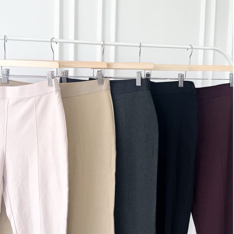 HANI PRELOVED - Un*qlo Slim Ponte Pants