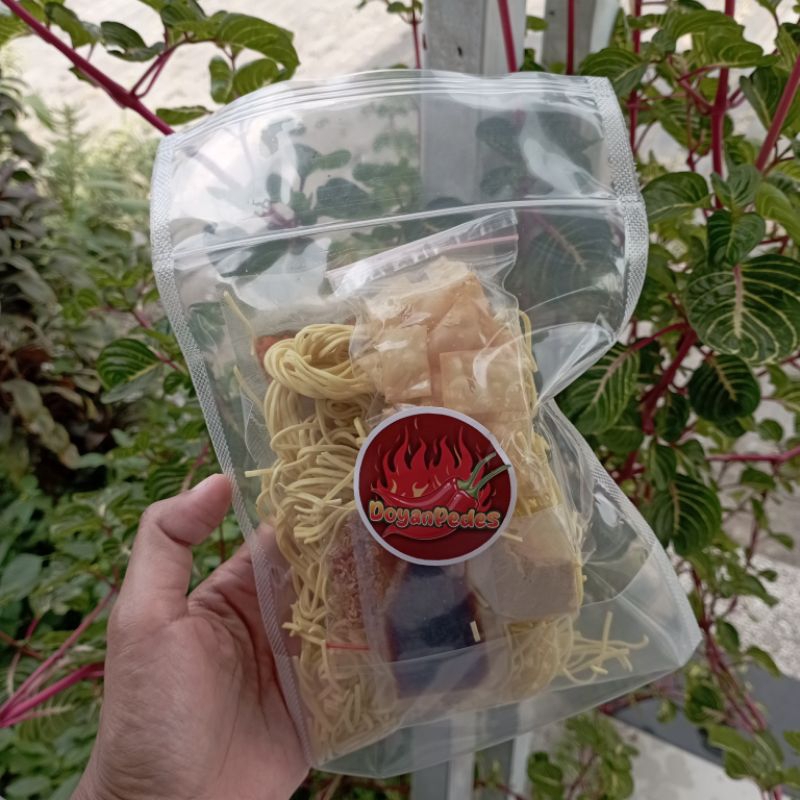 

Mie Level, mie pedas, mie pedas level, mie kobong, mie instant level