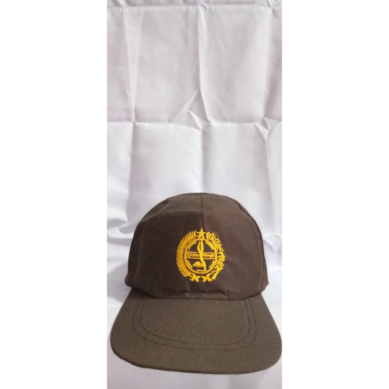 TOPI SEKOLAH COKLAT PRAMUKA