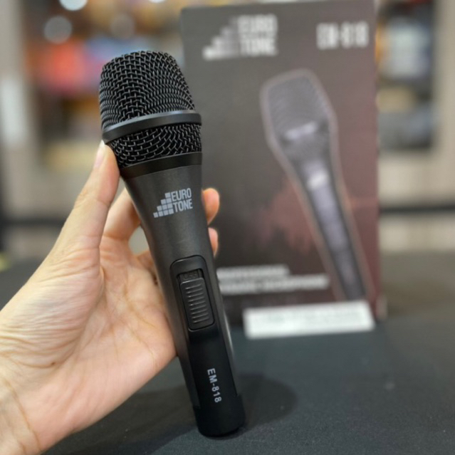 MICROPHONE EM 818 EURO TONE MIC VOCAL DYNAMIC ORIGINAL