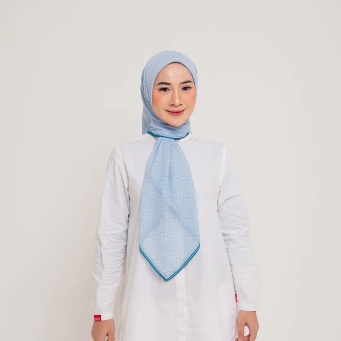 HIJAB JILBAB KERUDUNG FASHION MUSLIM SEGI EMPAT MOTIF LABIRIN SCARF DAUKY