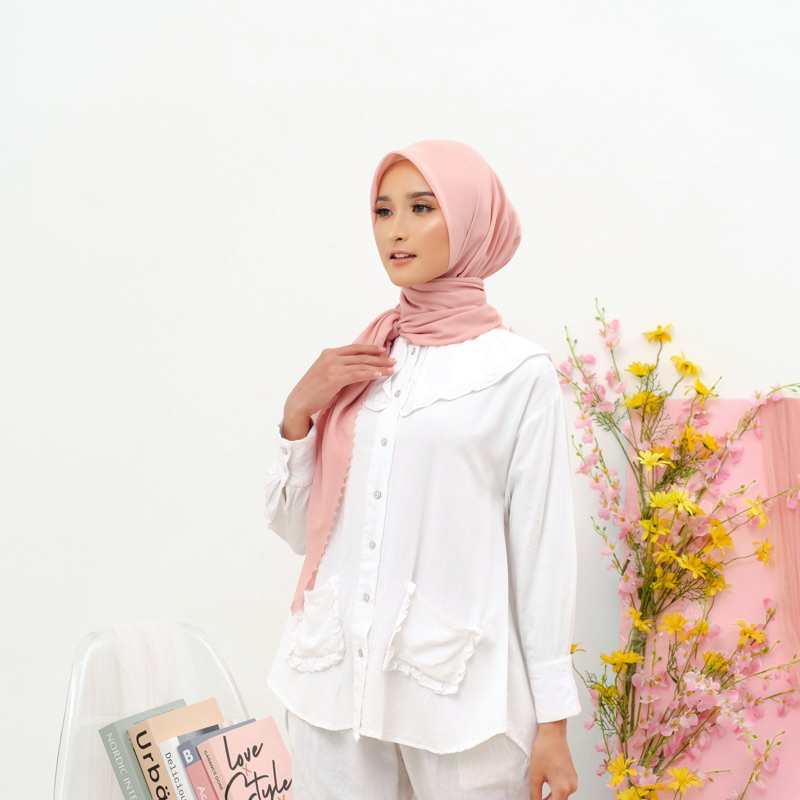 Lalika Square Premium Hijab 120x120cm