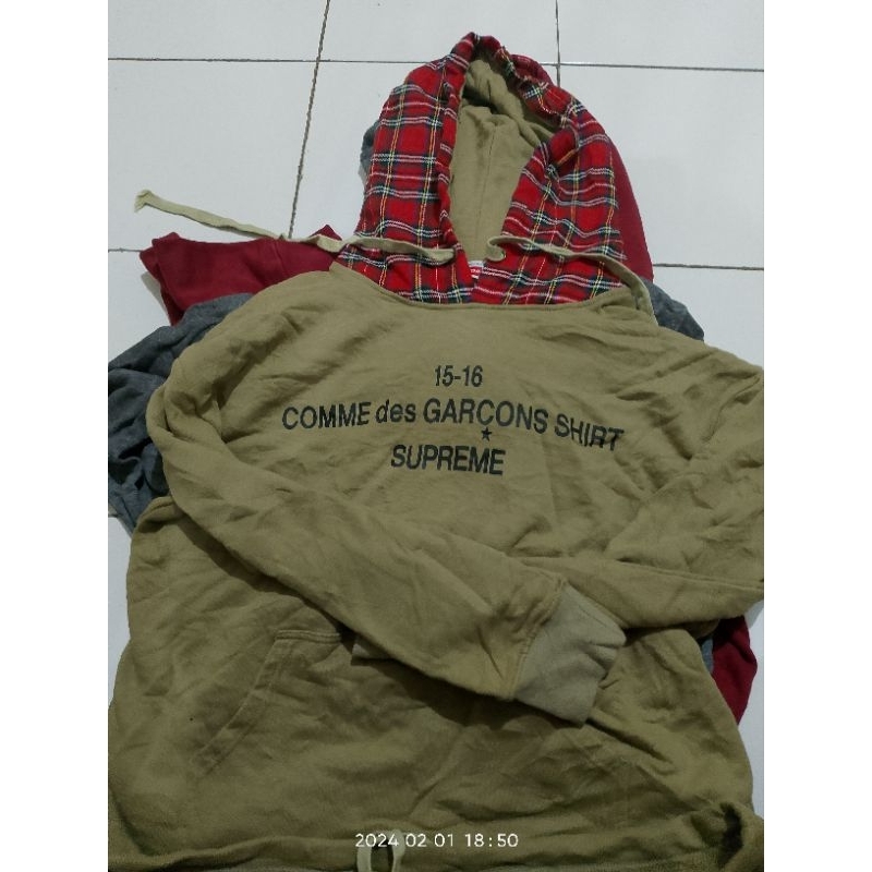 HOODIE SUPREME X CDG