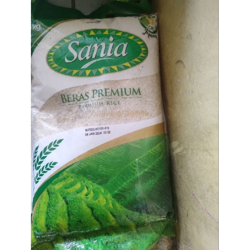 

BERAS SANIA 1 KG