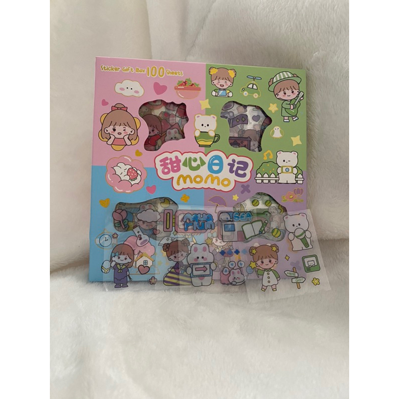 

sticker momo-random