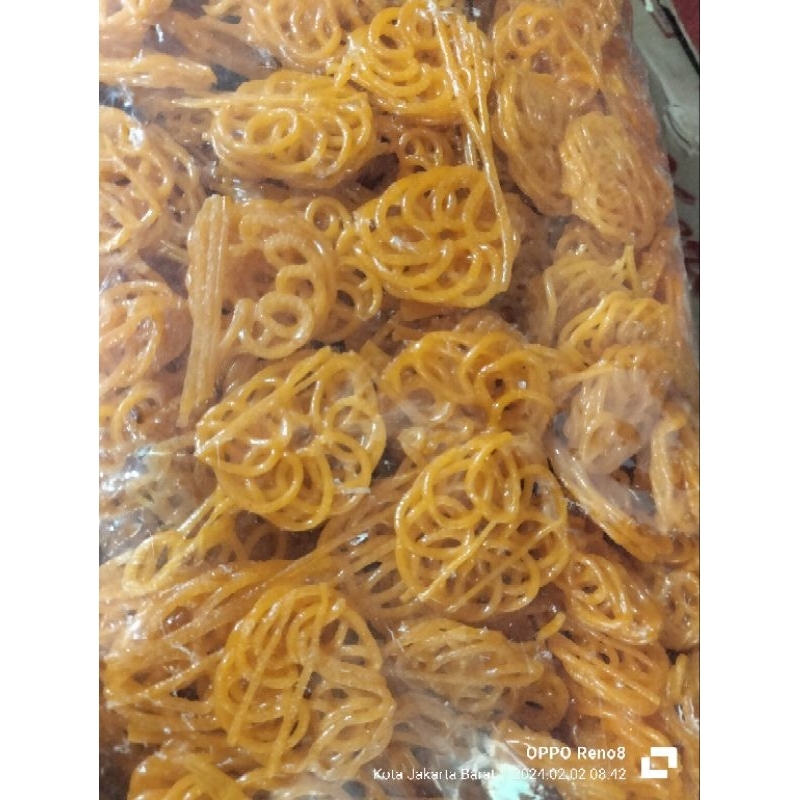 

Kerupuk mawar orange