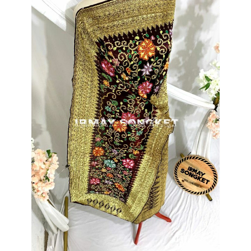 songket burgandy gold kombinasi sulam kapalo samek