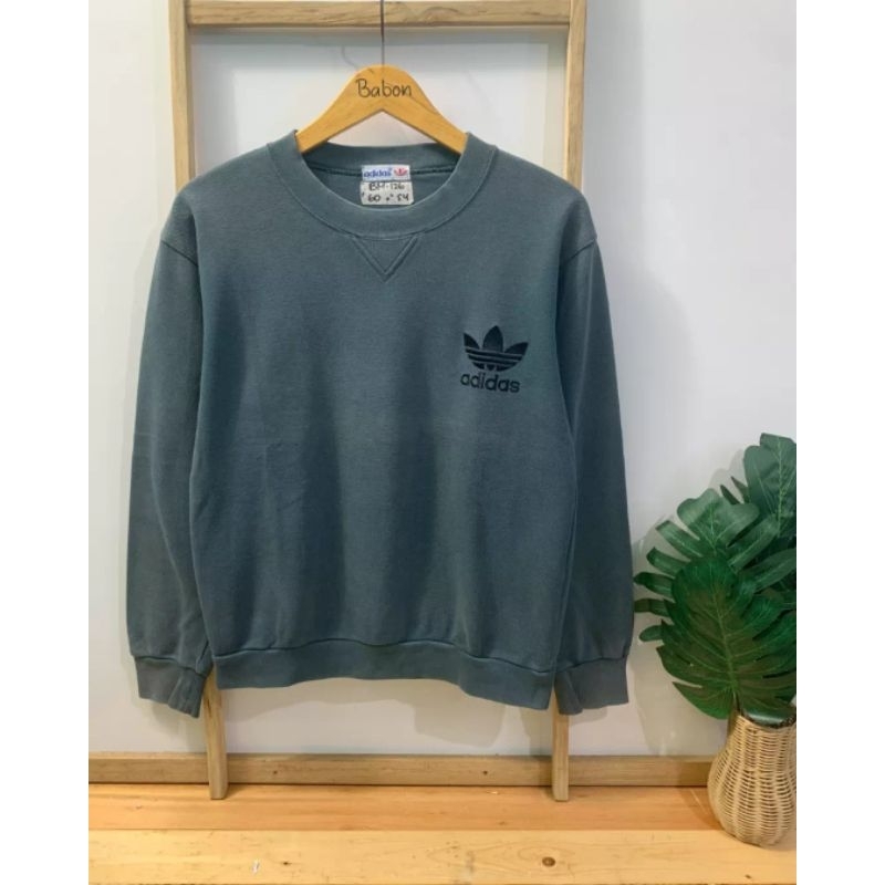 Vintage Crewneck Adidas