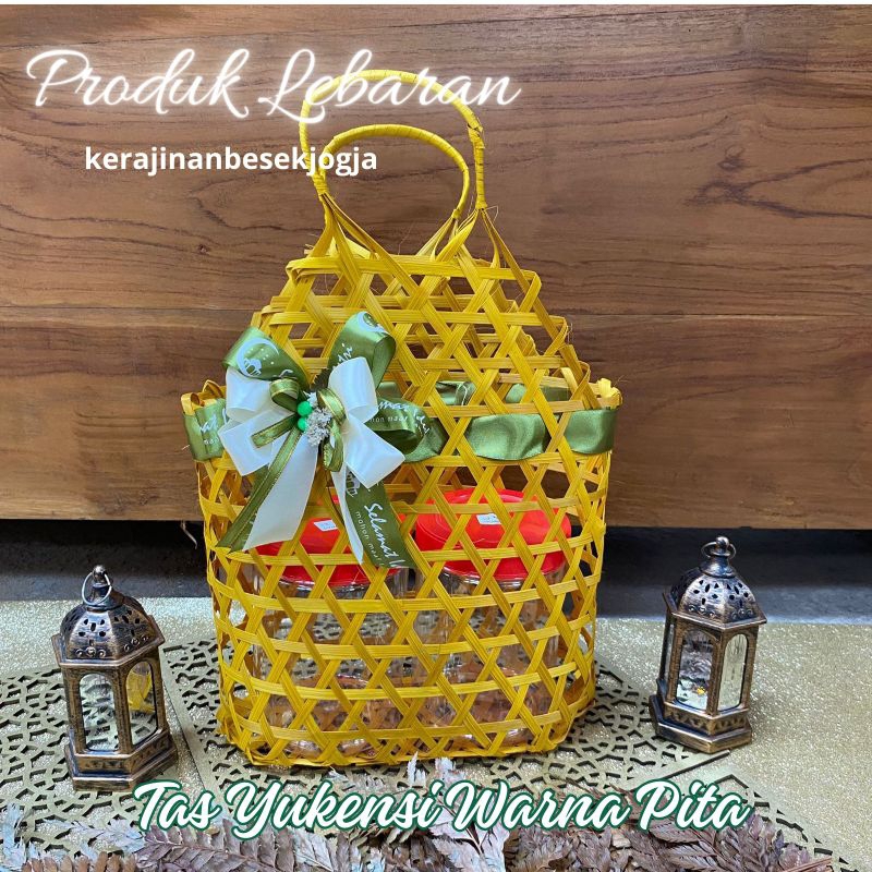 

TAS LEBARAN | KERANJANG KUE LEBARAN FREE PITA | TAS YUKENSI WARNA PITA | tas bambu keranjang bambu besekan keranjang bambu keranjang kue