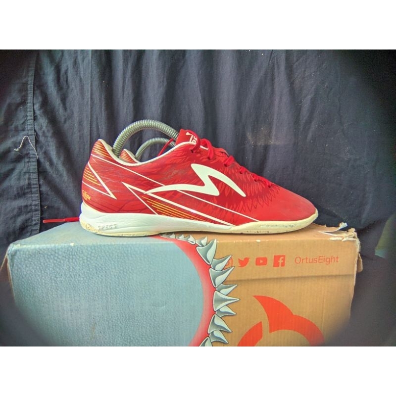 Specs Accelerator LS 20 IN Garuda Attack