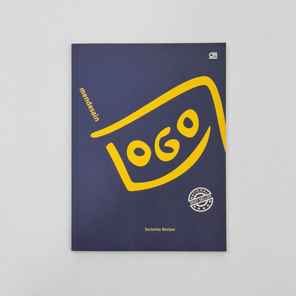 BUKU PRELOVED MENDESAIN LOGO SURIANTO RUSTAN